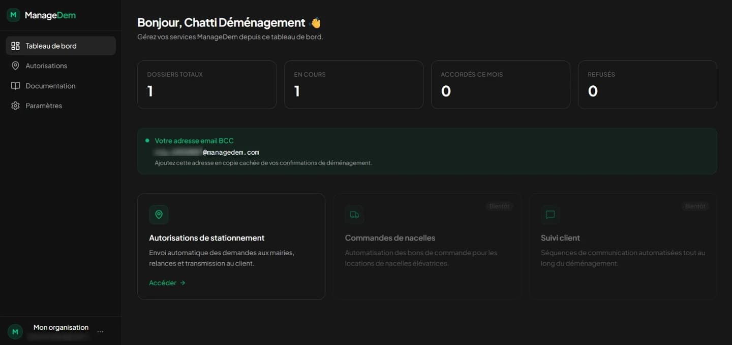 Tableau de bord de ManageDem : compteurs de dossiers, adresse de mise en copie cachée et accès aux autorisations de stationnement.